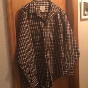 XL Cabella’s Plaid Long sleeve button down shirt